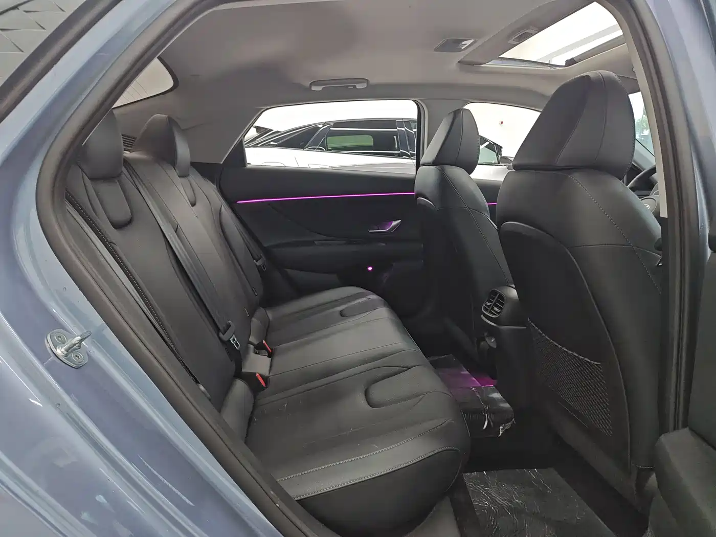 Hyundai Elantra 2023 Model 1.5L CVT LUX Premium Edition фото 10