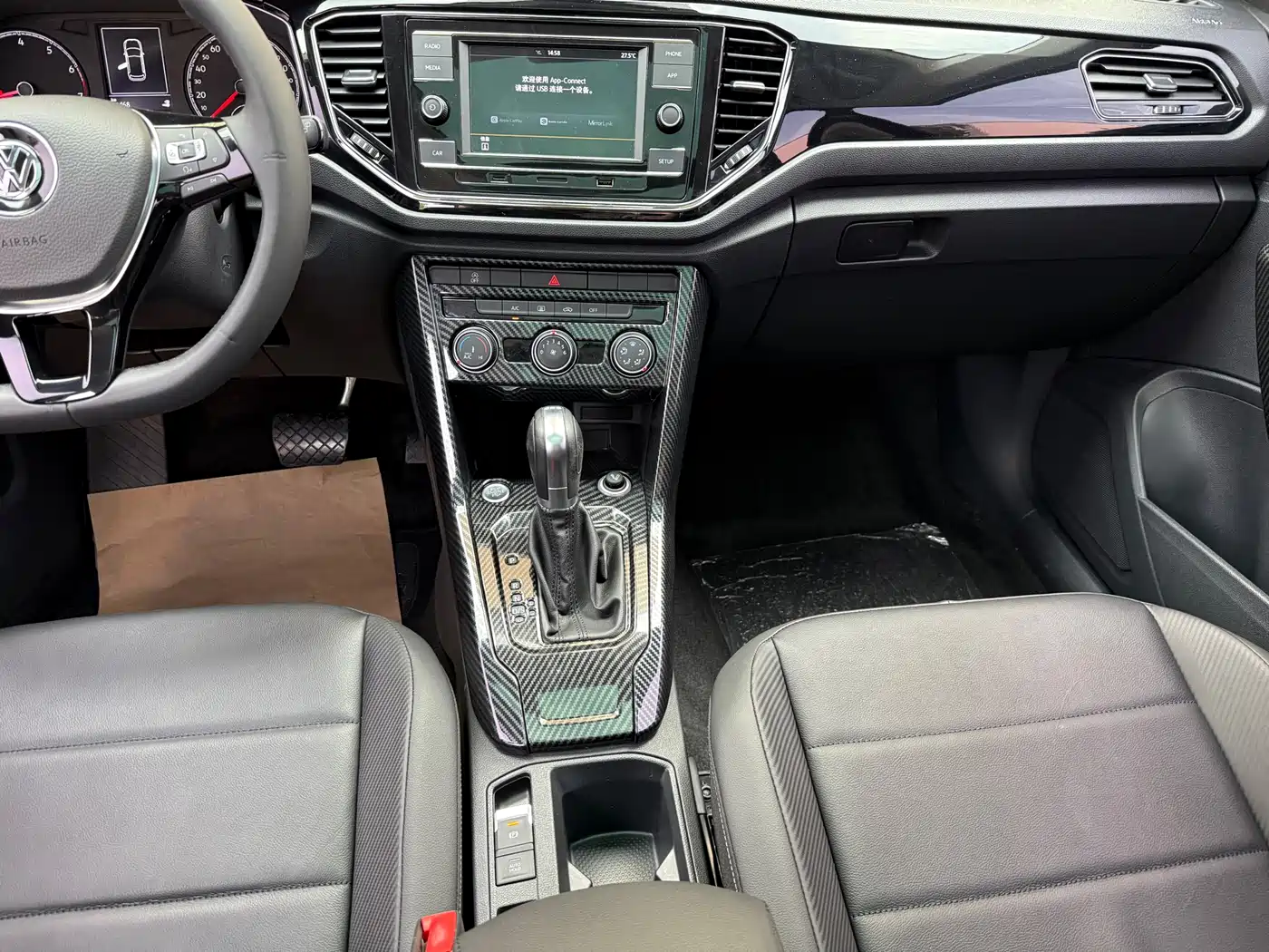 Volkswagen T-ROC 2018 280TSI DSG 2WD Comfort (China V) фото 12