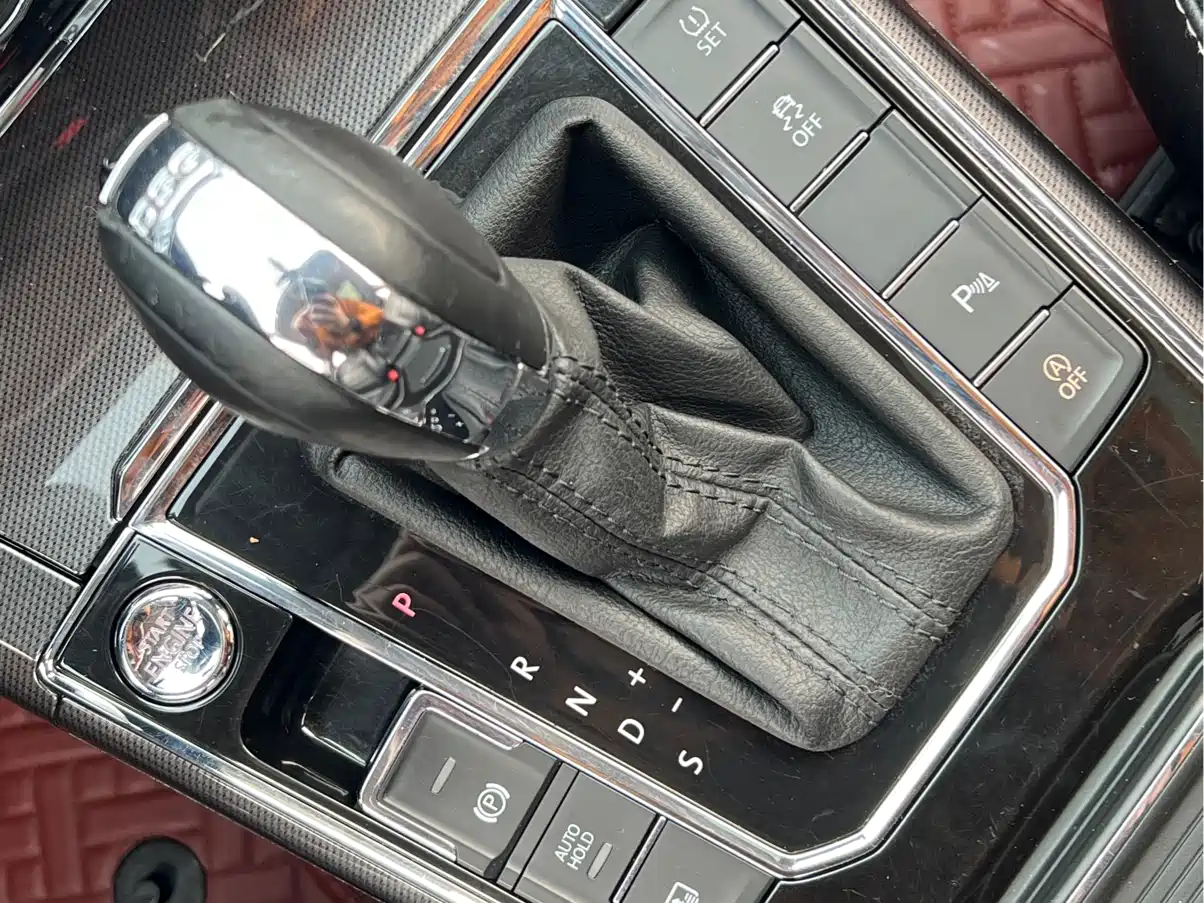Volkswagen Passat 2017 330TSI DSG Luxury фото 13
