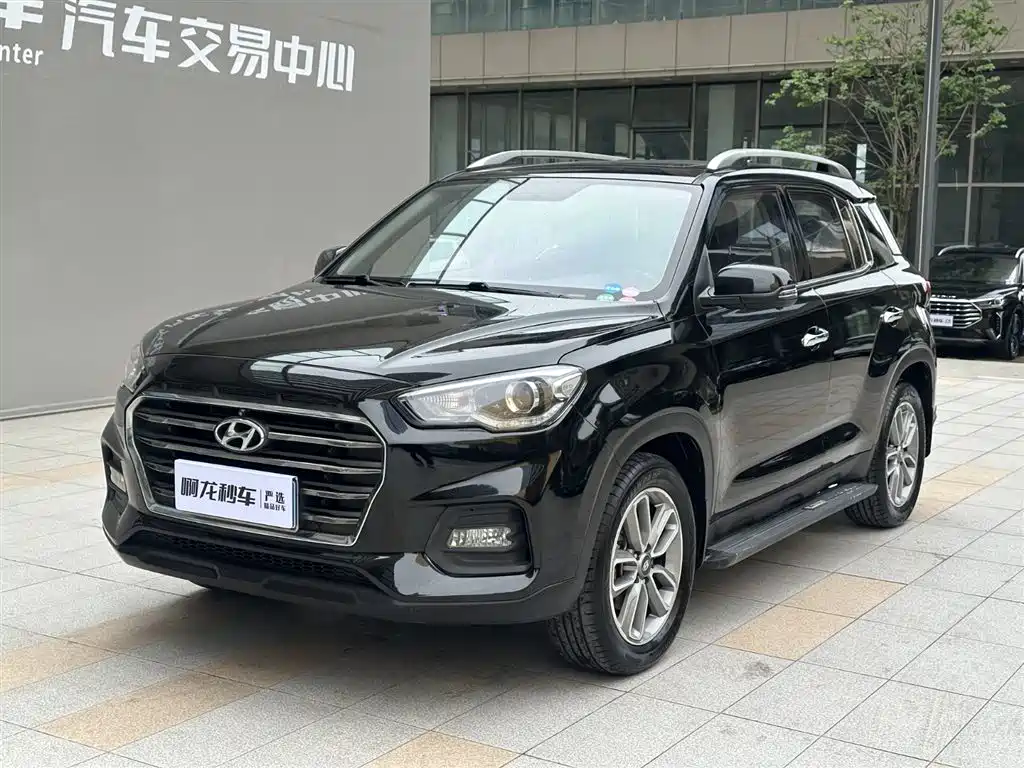 Hyundai Beijing Hyundai ix35 2019 2.0L Automatic 2WD Zhiyong·Enjoy China V фото 2