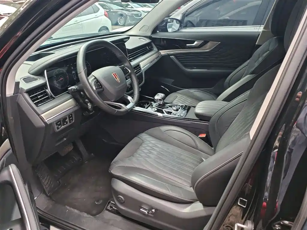 Hongqi HS5 2022 Facelift 2.0T Smart Flag Enjoyment AWD Edition фото 15
