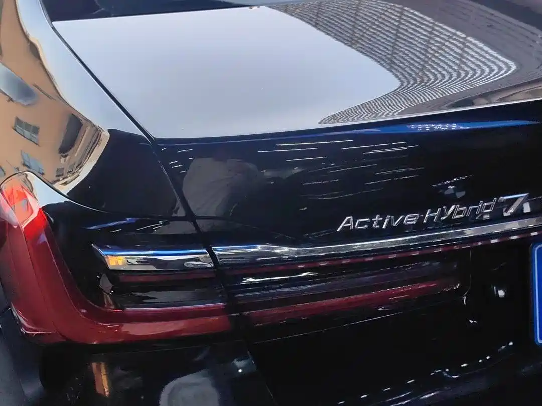 BMW 7 Series 2016 740Li Leading Edition фото 19