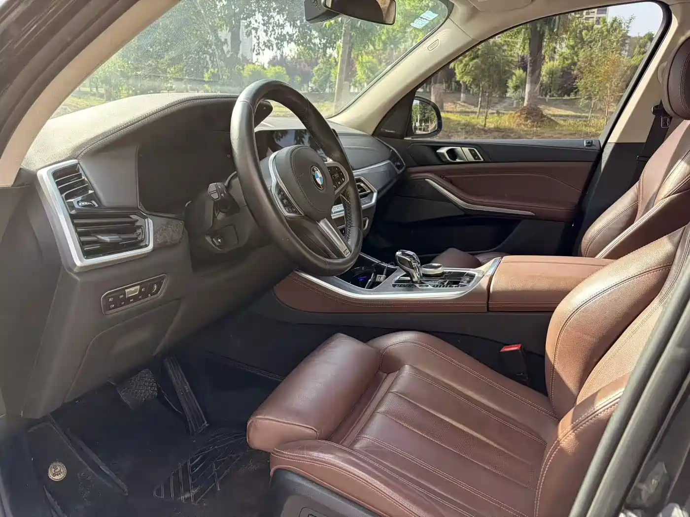 BMW X5 (Import) 2020 xDrive40i M Sport Package фото 4