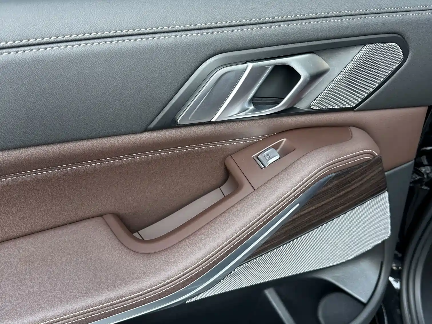 Photo 10 - BMW X5