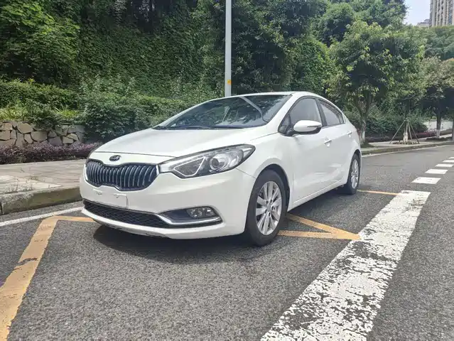  Kia Kia K3 2013 1.6L Manual GLS