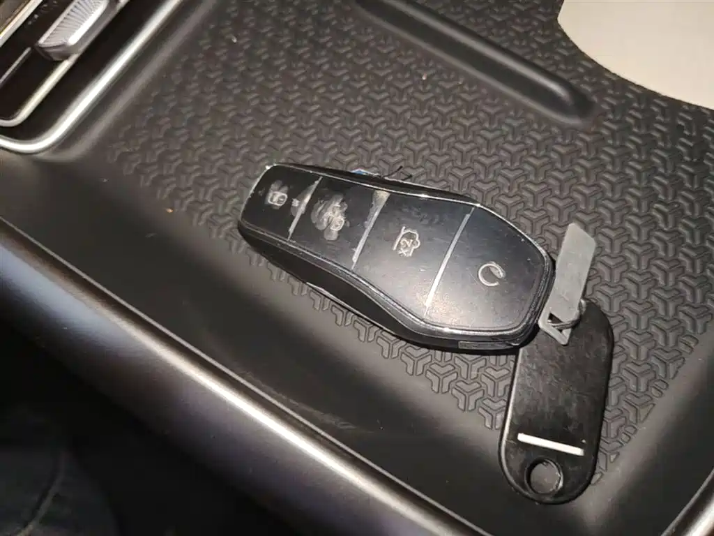 BYD Song Pro New Energy 2025 2nd Gen DM-i 75KM Leading Type фото 8