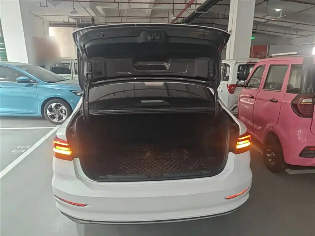 Volkswagen Lavida 2018 1.5L Automatic Comfort Version China V фото 19