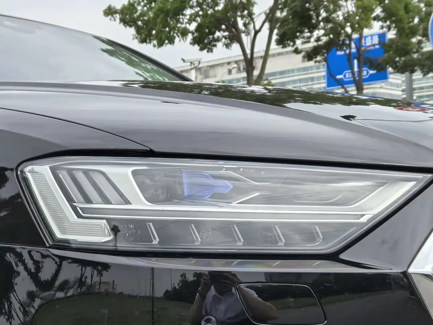 Audi A8 2019 Facelift Plus A8L 55 TFSI quattro Premium фото 4