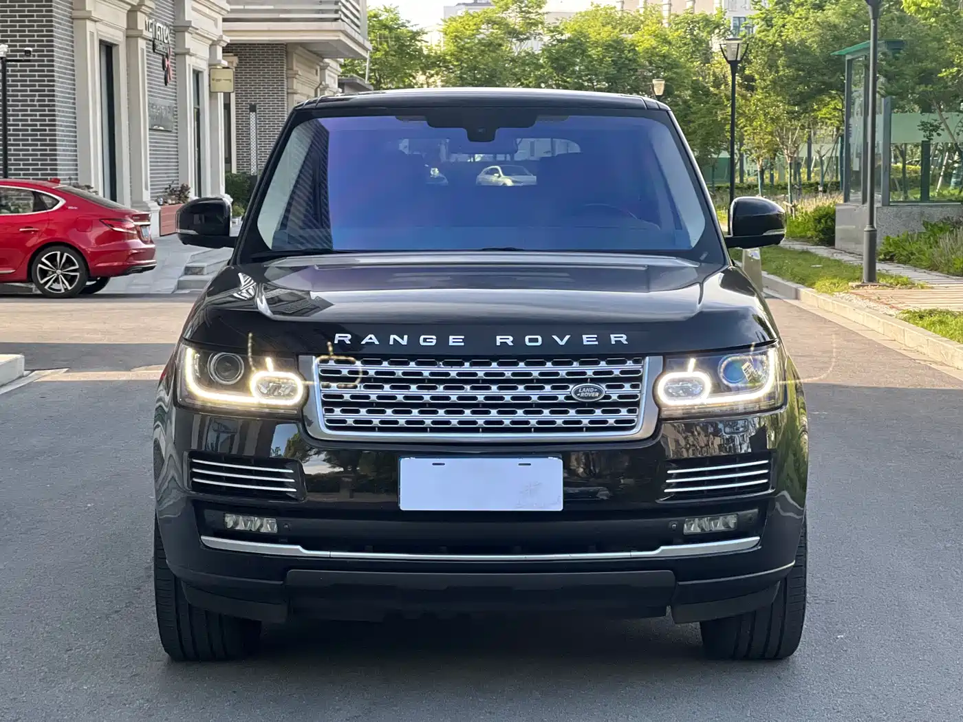 Land Rover Range Rover 2015 5.0 SC V8 AB Prestigious Genesis Extended Edition фото 2