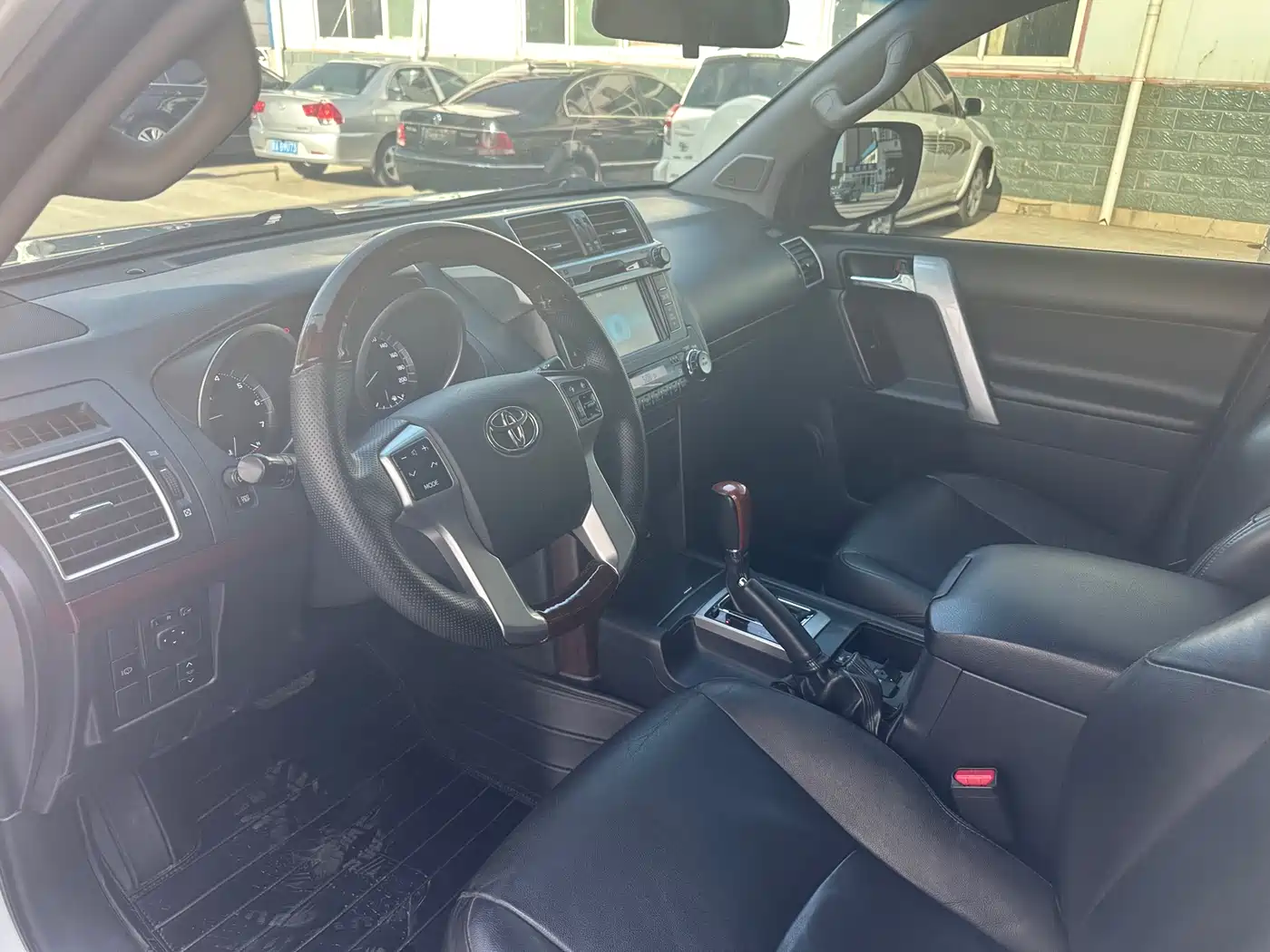 Toyota Prado 2016 3.5L Auto TX-L NAVI фото 7