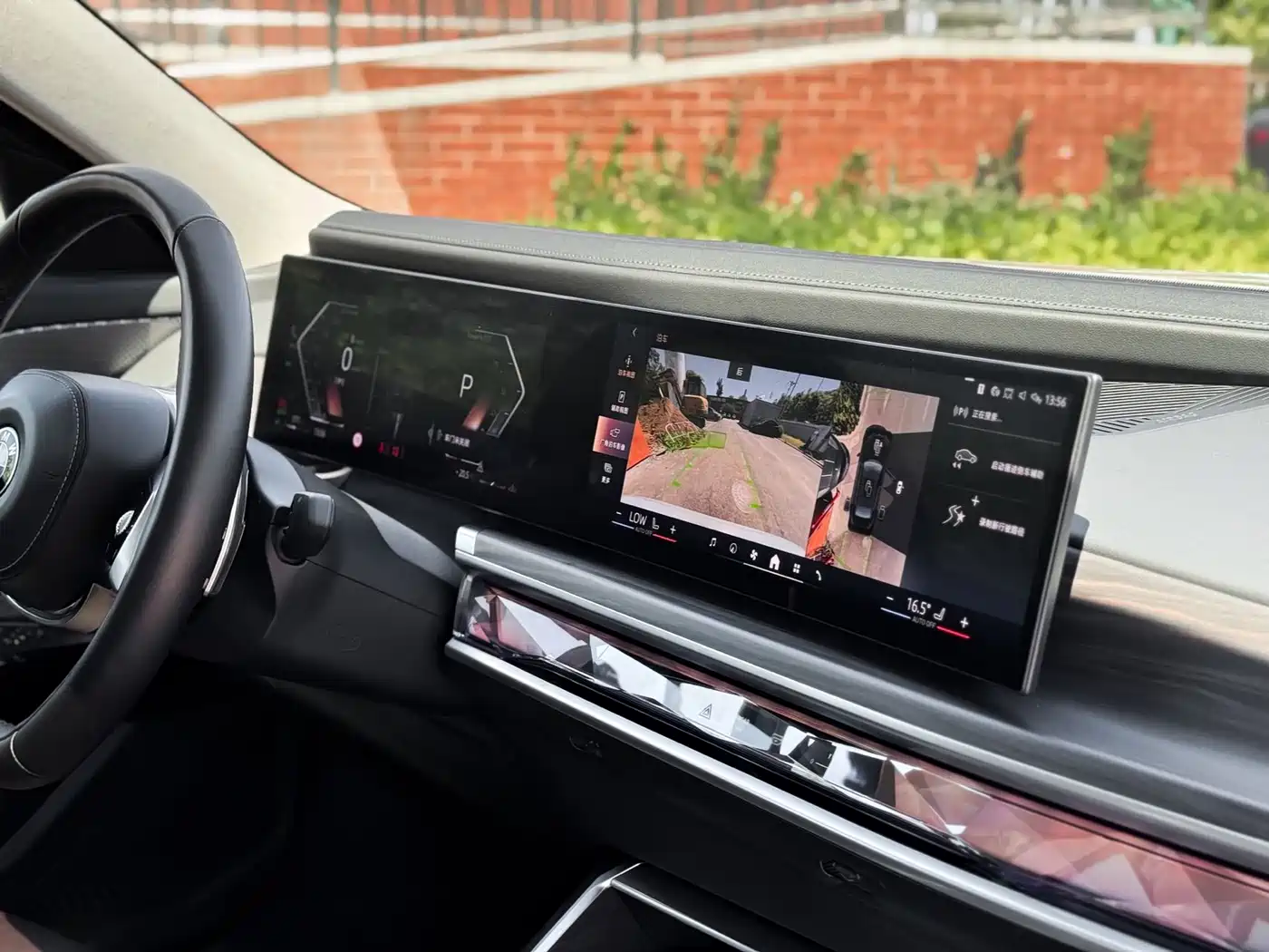 BMW 7 Series 2023 Model 735Li Luxury Package фото 10