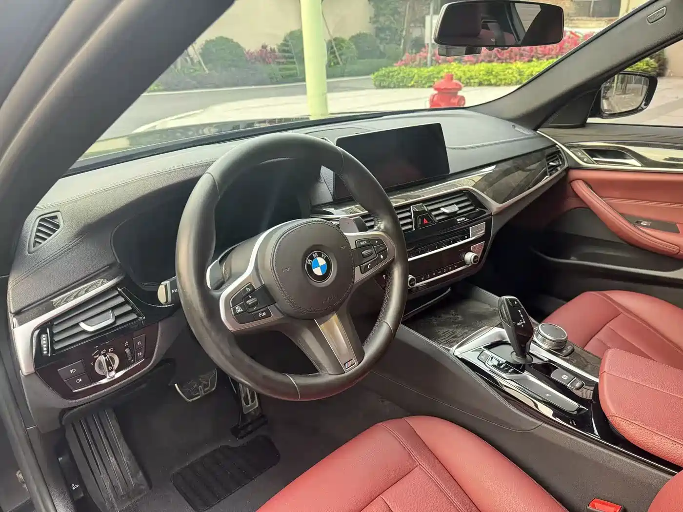 BMW 5 Series 2019 530Li Leading M Sport Package фото 11