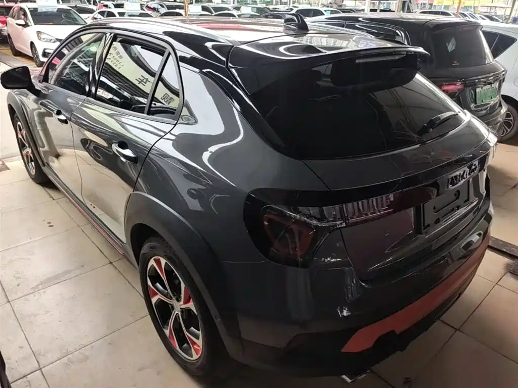 Lynk & Co 02 2018 Model 1.5T DCT 2WD Yao Pro Edition China V фото 4