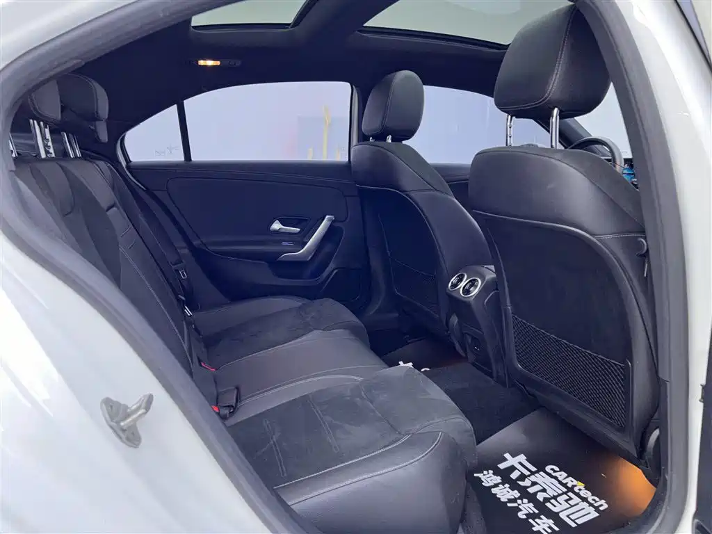 Mercedes-Benz A-Class 2020 Facelift A 200 L Sport Sedan Fashion фото 23