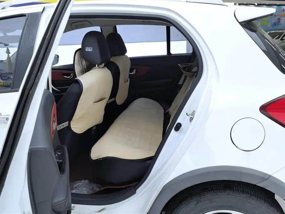 Haval H1 2015 1.5L Manual Luxury фото 11