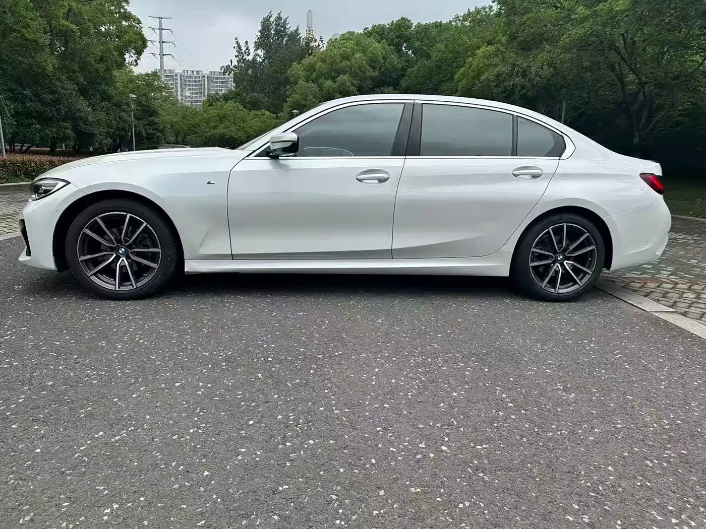 BMW 3 Series 2022 325i M Sport Package фото 4
