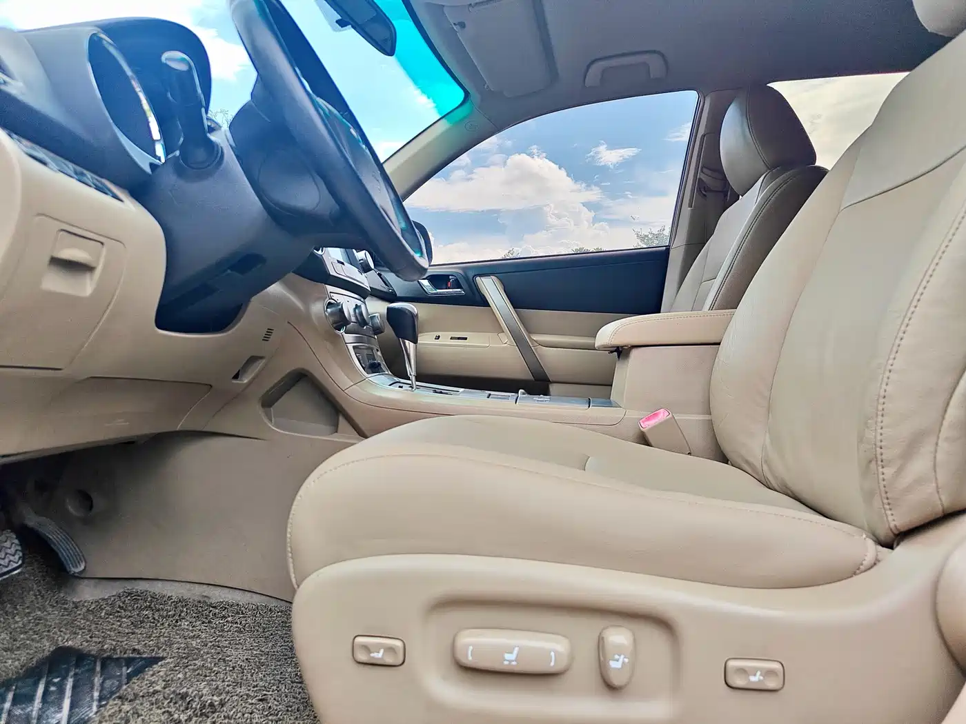 Toyota Highlander 2009 2.7L 2WD 5-seater Sport Edition фото 13