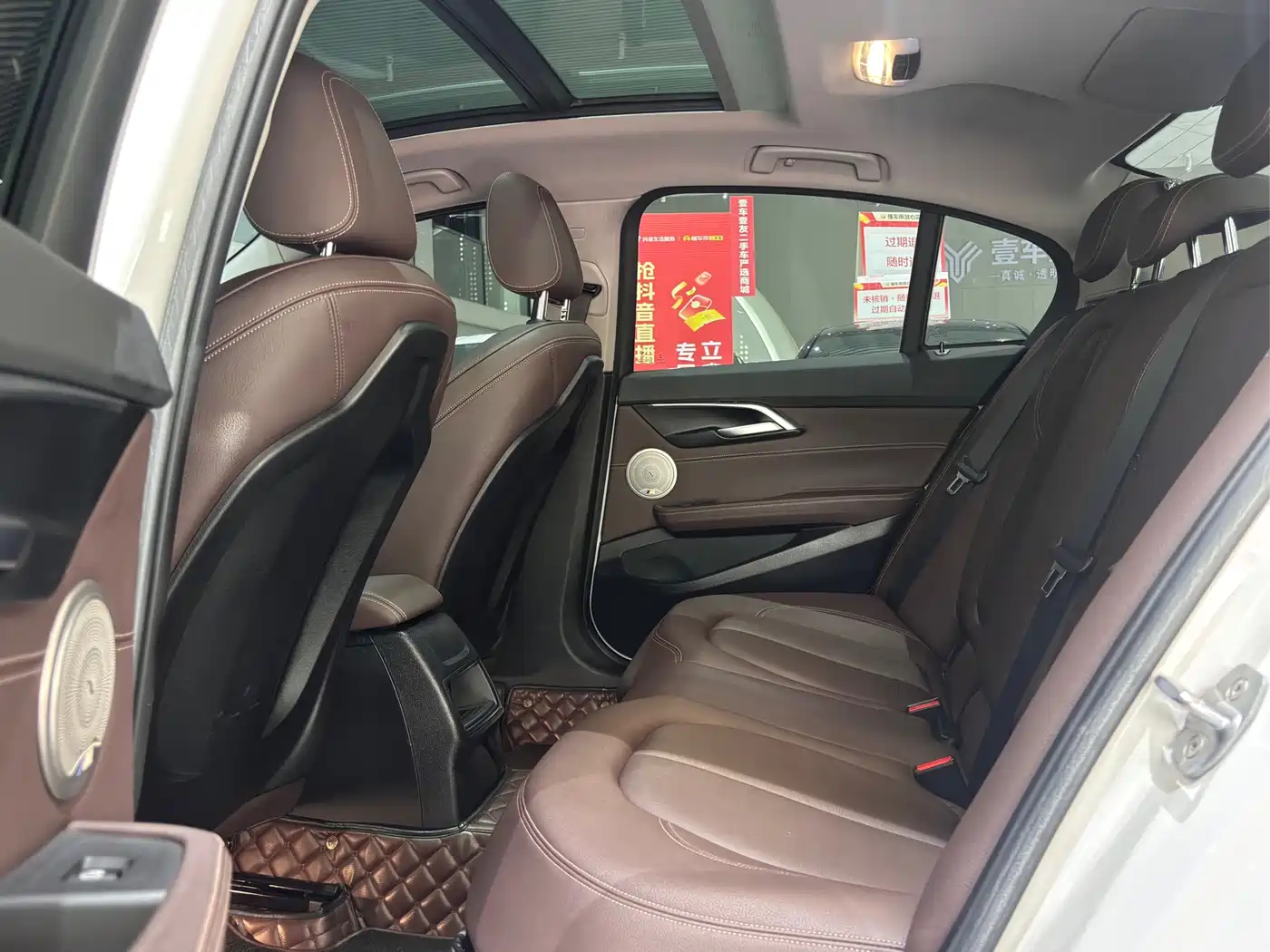 BMW 1 Series 2019 118i M Sport Package фото 6