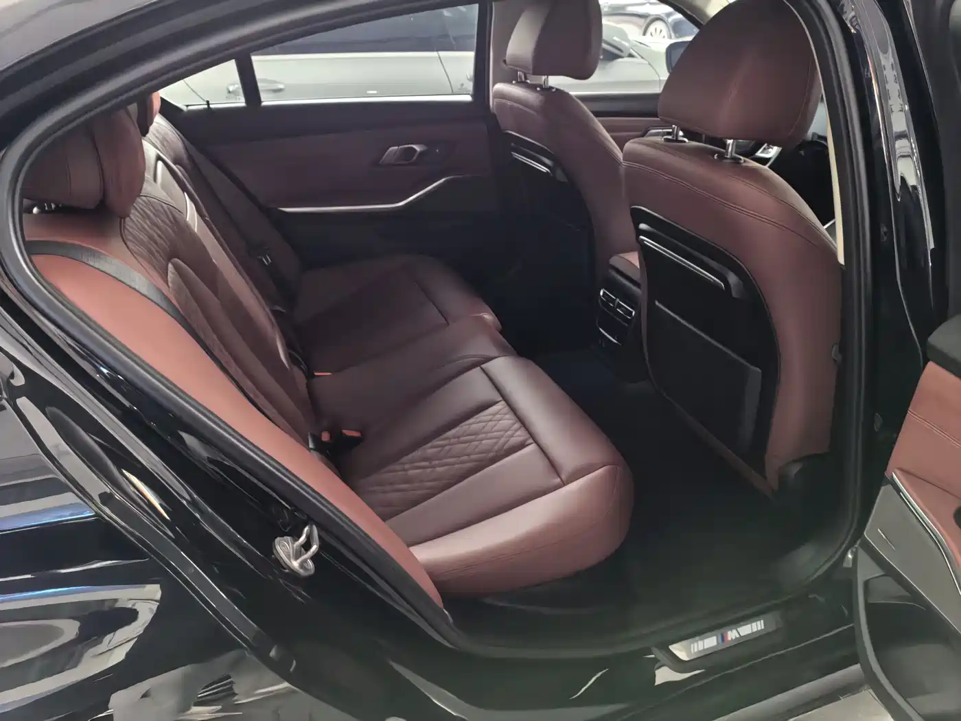 BMW 3 Series 2022 325Li M Sport Shadow Edition фото 10