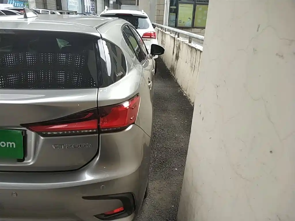 Lexus CT 2017 CT200h Comfort Edition (Single Color) China VI фото 8