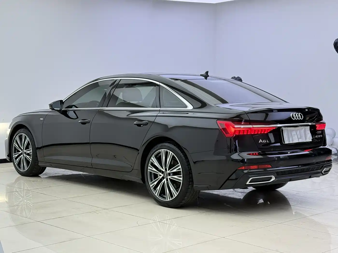 Audi A6L 2022 40 TFSI Luxury Dynamic фото 17