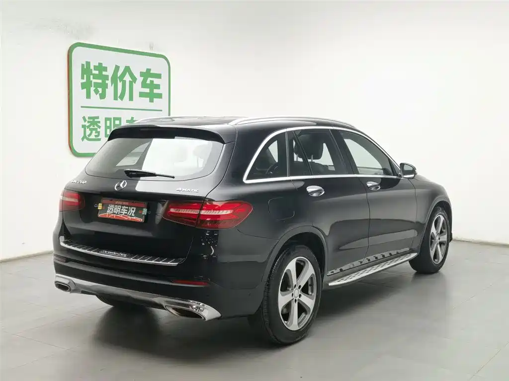 Mercedes-Benz GLC 2016 GLC 260 4MATIC Luxury фото 2