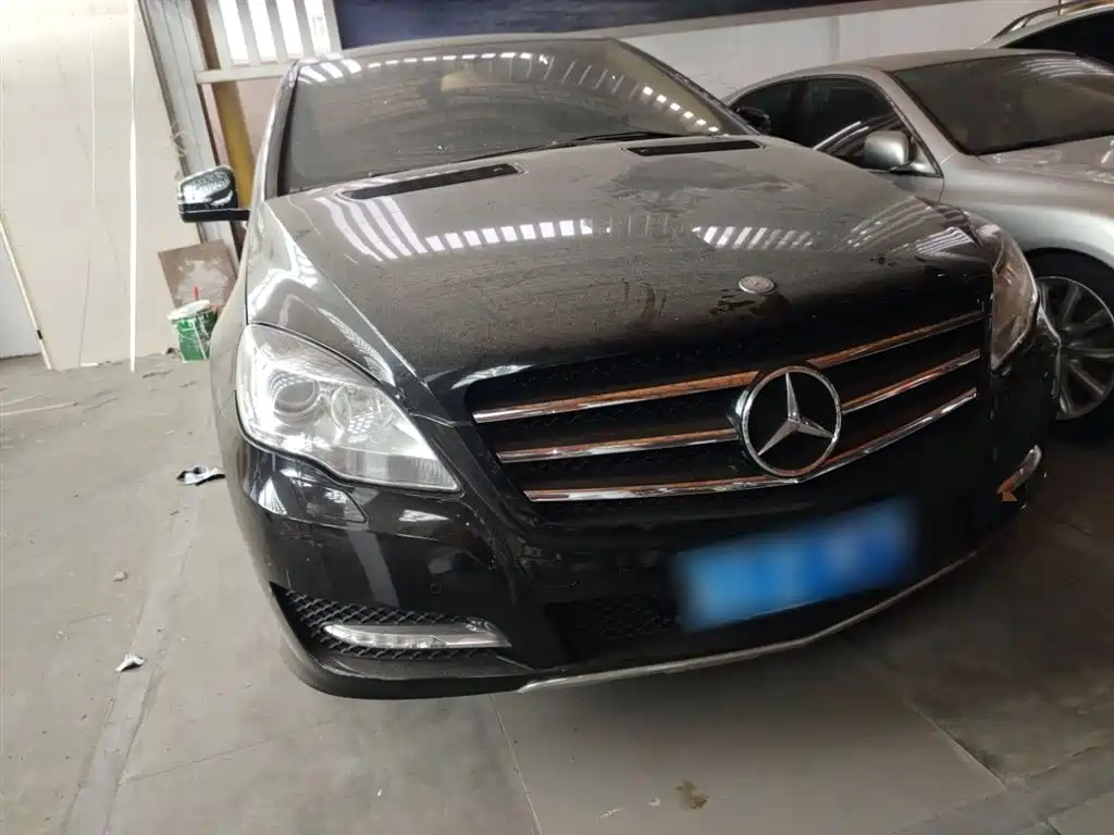 Mercedes-Benz R-Class 2017 R 320 4MATIC Business Collector's Edition фото 4