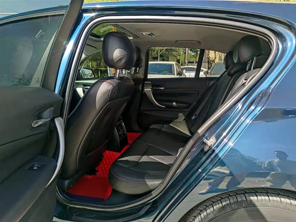 BMW 1 Series (Import) 2013 Facelift 118i Leading Model фото 10