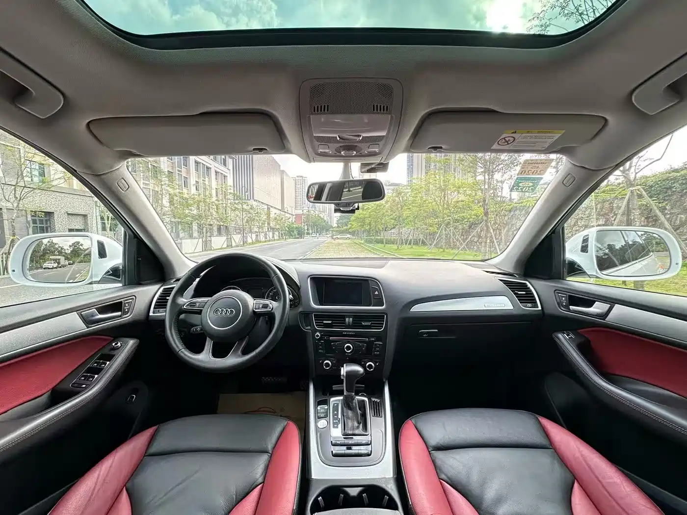 AUDI Q5