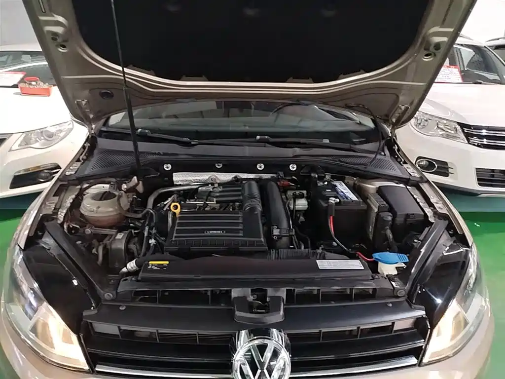 Volkswagen Golf 2014 1.4TSI Automatic Comfort фото 20