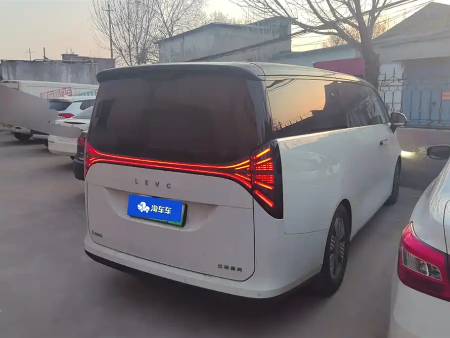 GEELY GALAXY WING TRUE L380