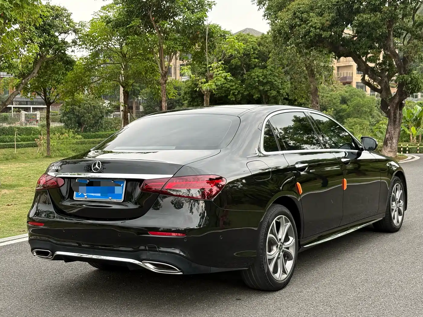 Mercedes-Benz E-Class 2022 Facelift E 300 L Sport Fashion Style фото 9