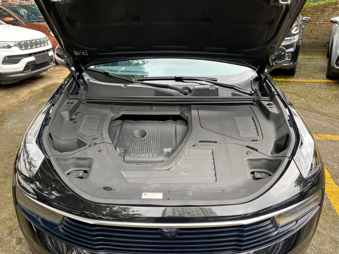 Lynk & Co 01 2019 2.0T 2WD Pro Edition China V фото 14