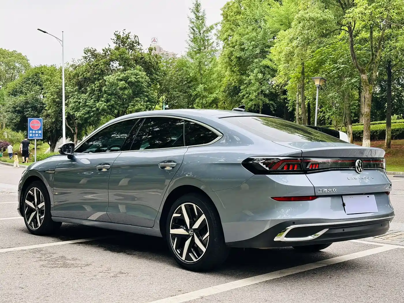 Volkswagen Lamando 2022 Lamando L 280TSI DSG Cool Edition фото 12