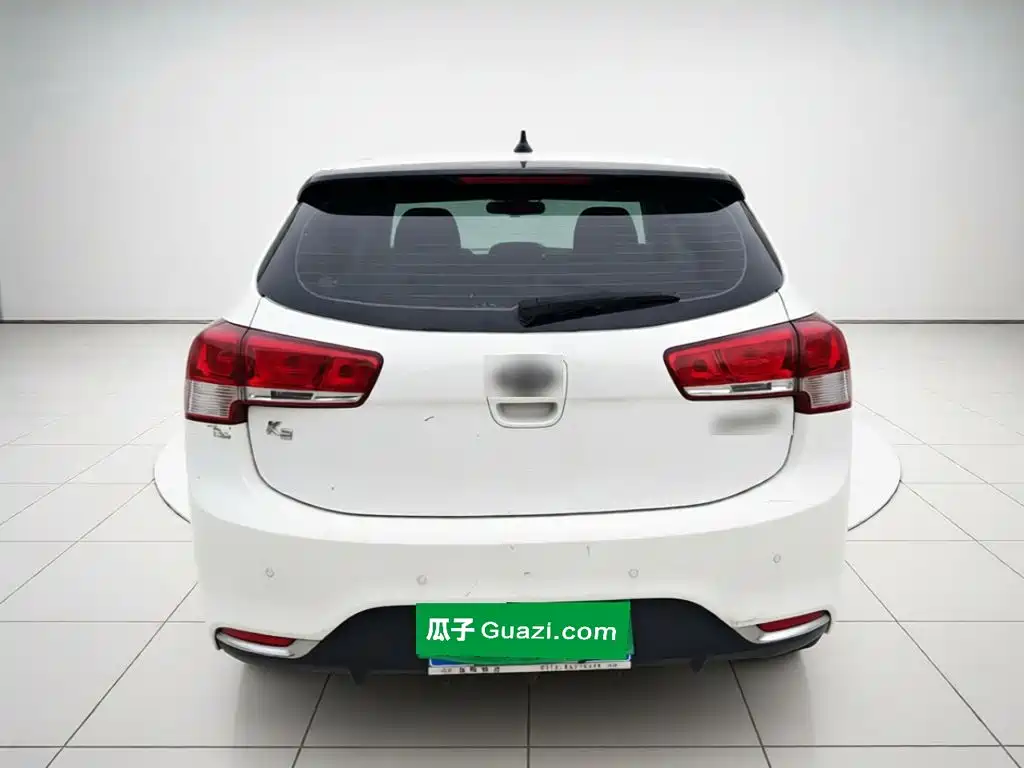 Photo 5 - Kia K2