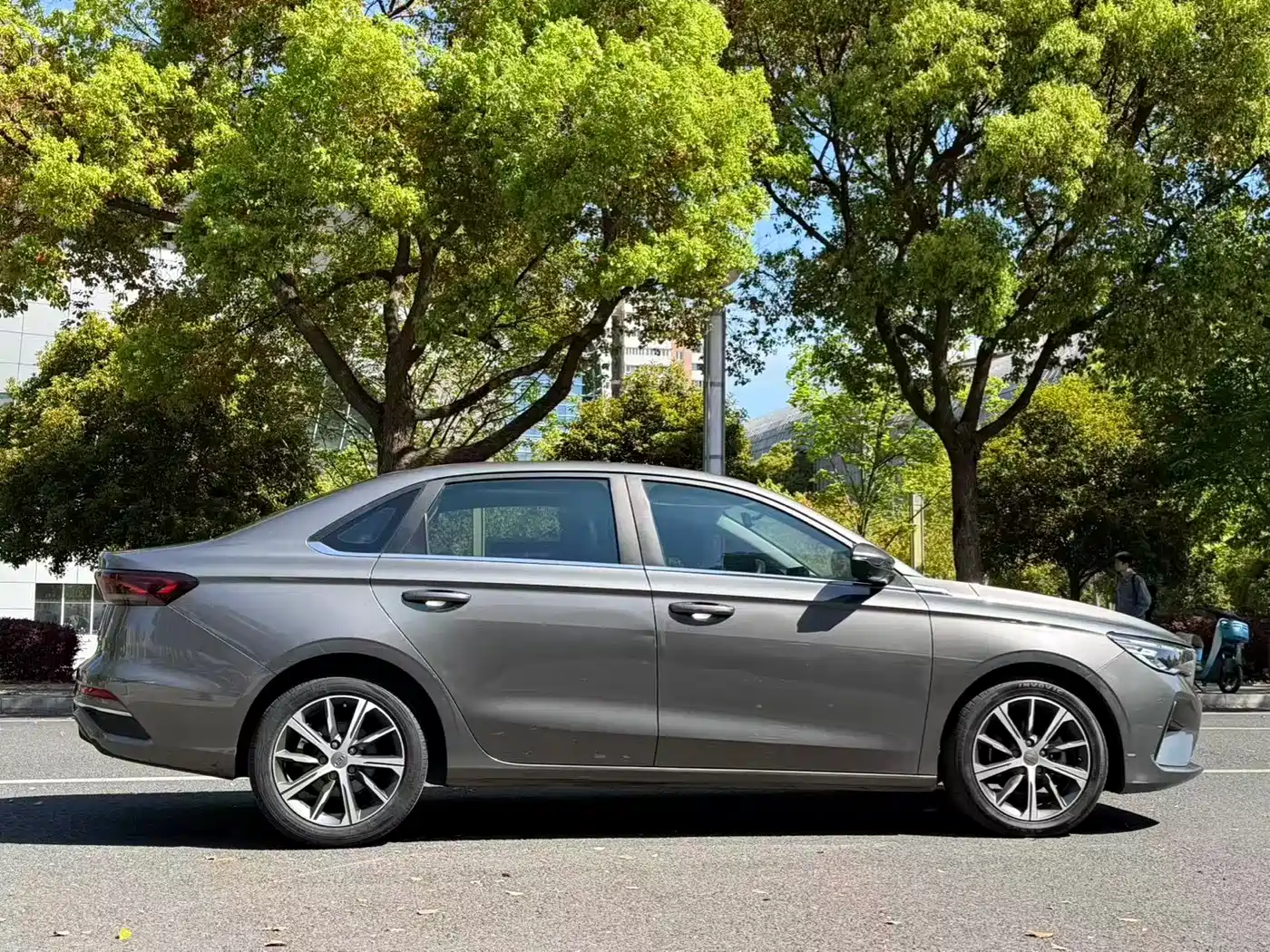 GEELY AUTOMOBILE EMGRAND