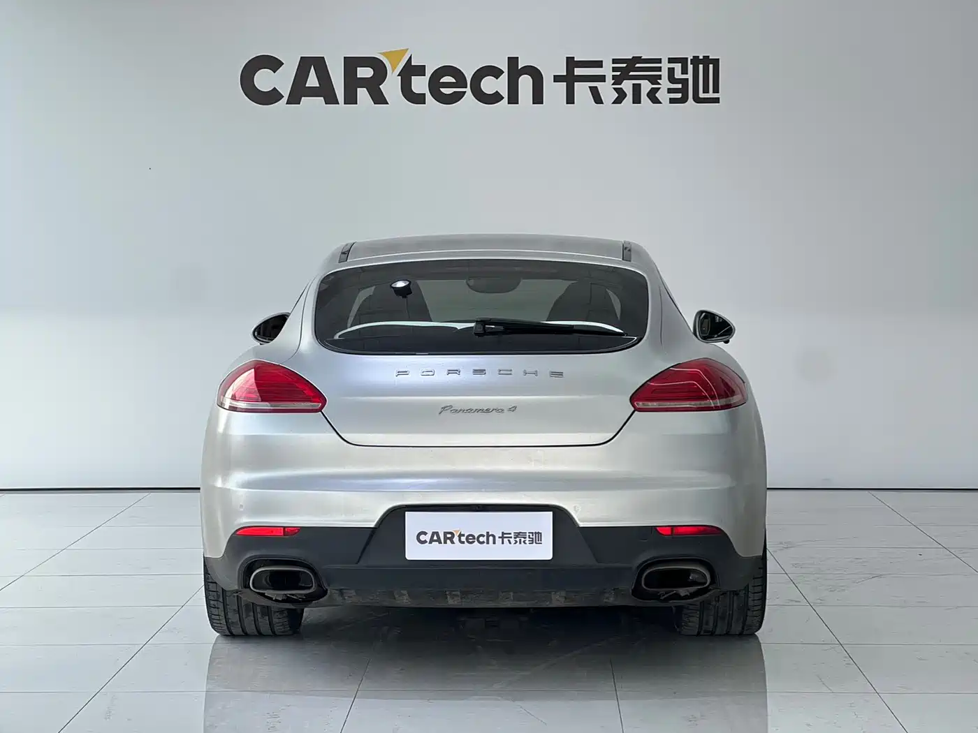 Porsche Panamera 2014 Panamera 4 3.0T фото 4