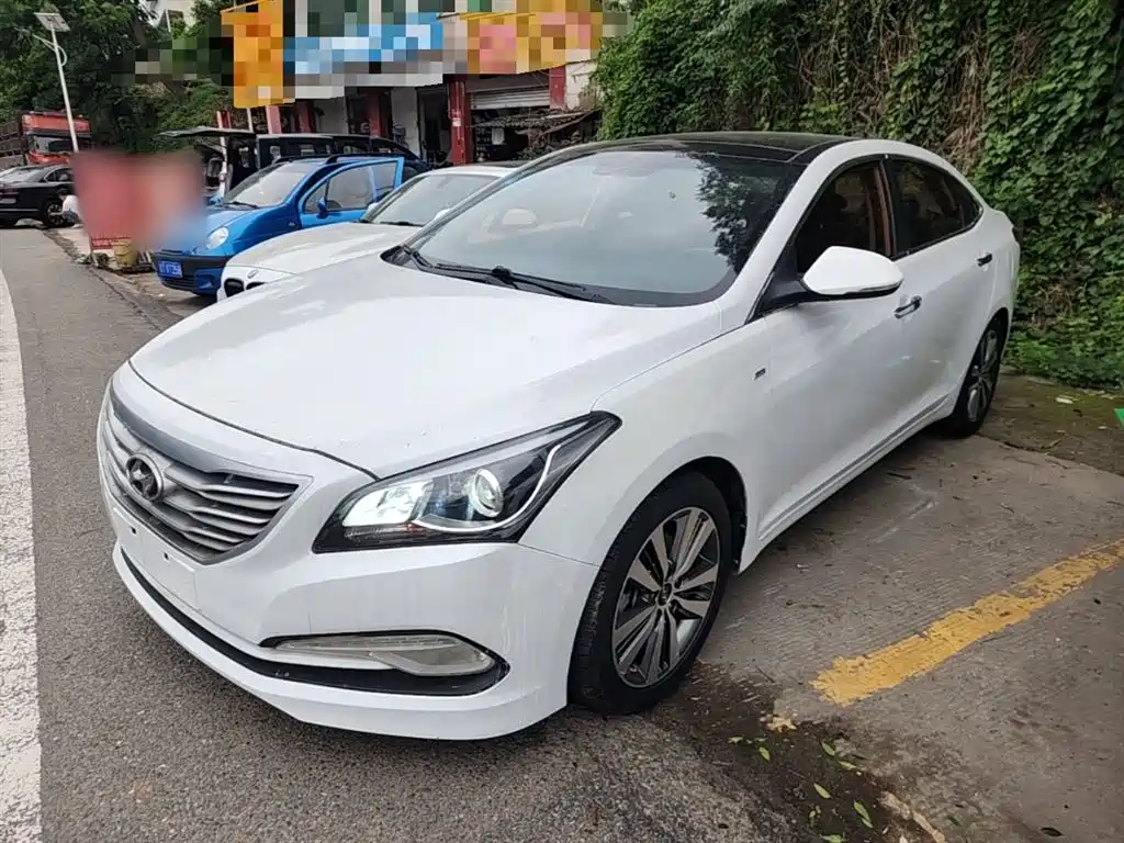 Hyundai Mistra 2016 1.6T Automatic Smart GLS