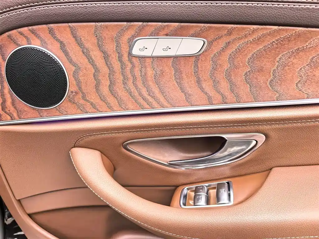 Mercedes-Benz E-Class 2021 Facelift E 260 L фото 12