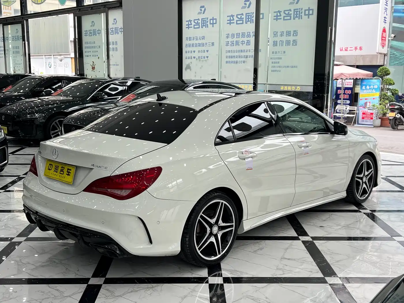 Mercedes-Benz CLA (Import) 2016 CLA 260 4MATIC фото 2