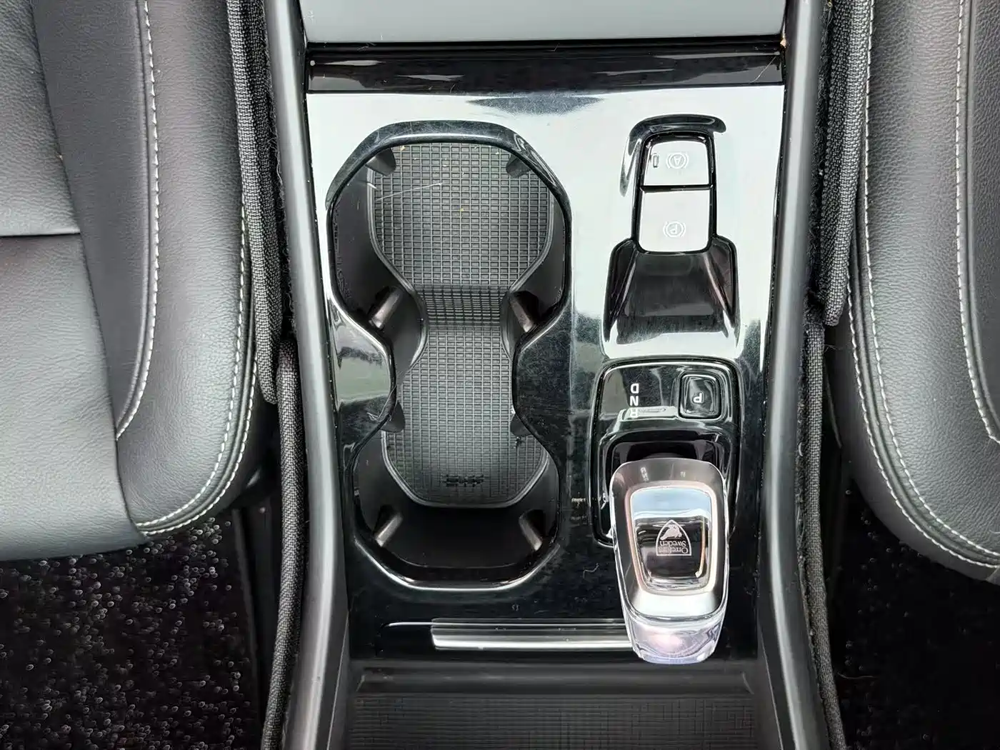 Volvo XC40 2021 T4 AWD Smart Luxury Edition фото 14