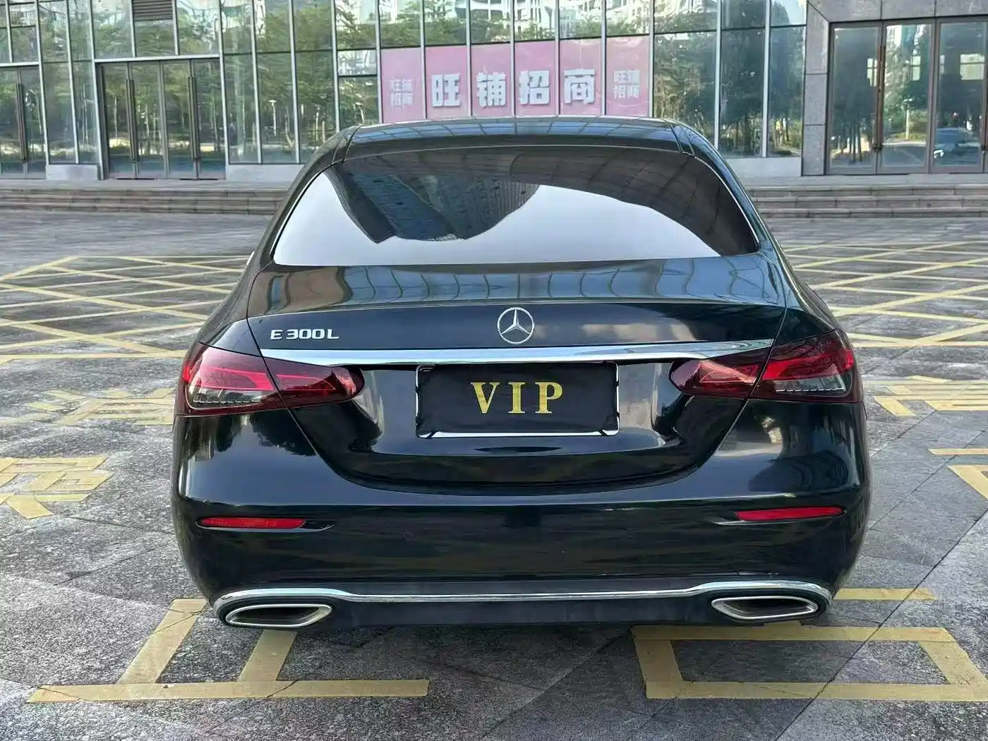 Mercedes-Benz E-Class 2016 E 300 L Sport Fashion Type фото 9