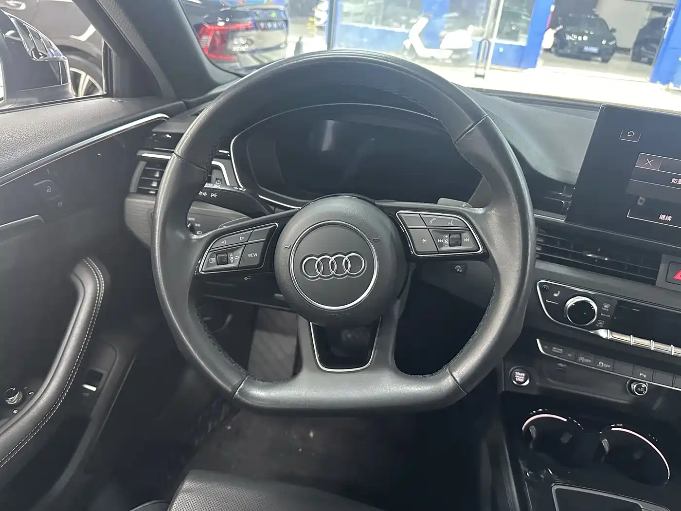 Audi A4L 2023 40 TFSI Luxury Sport фото 9