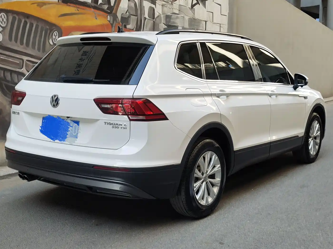 Volkswagen Tiguan L 2017 330TSI Automatic 2WD Trend Edition фото 5