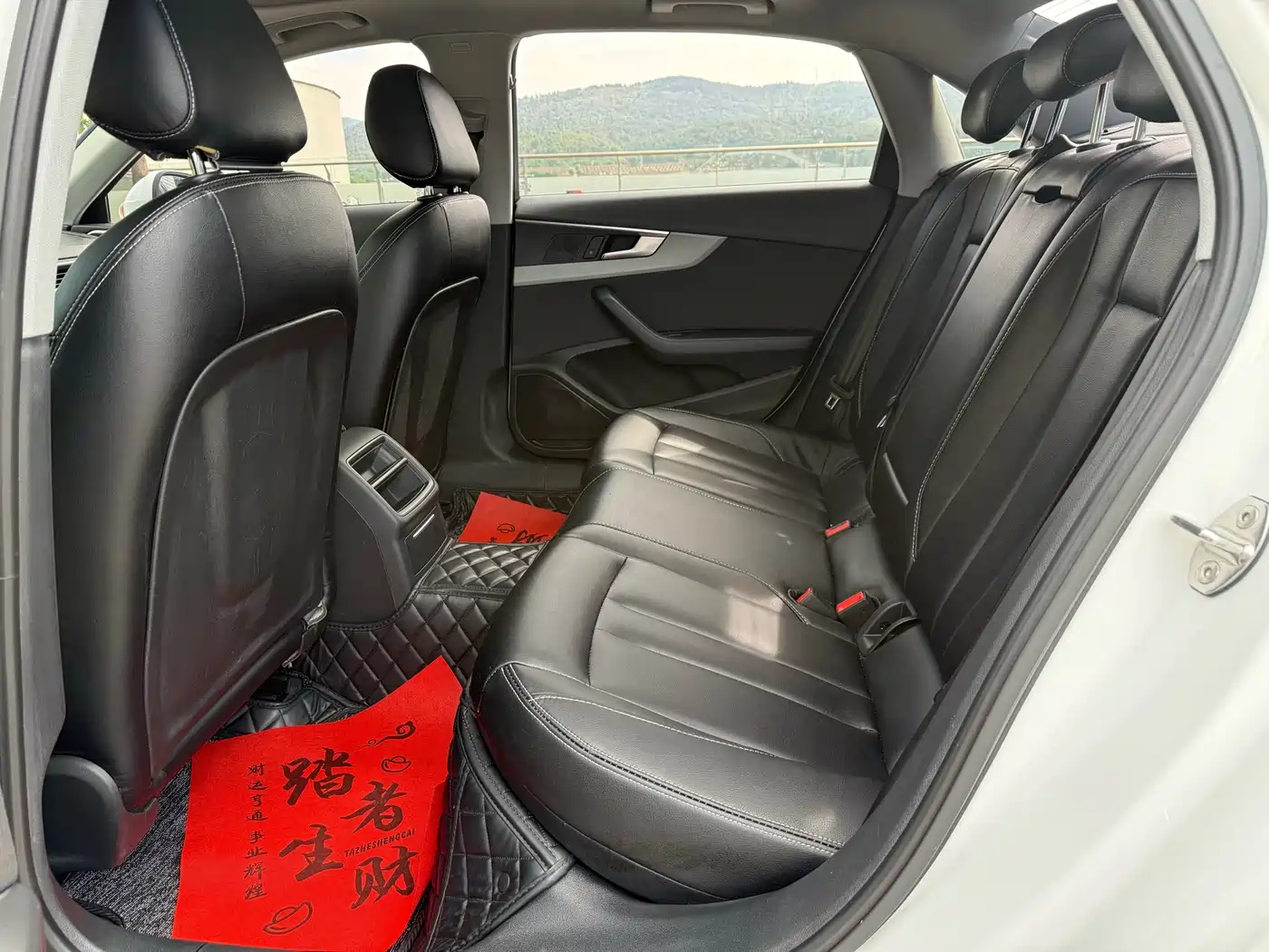 Audi A4L 2019 40 TFSI Progressive (China VI) фото 4