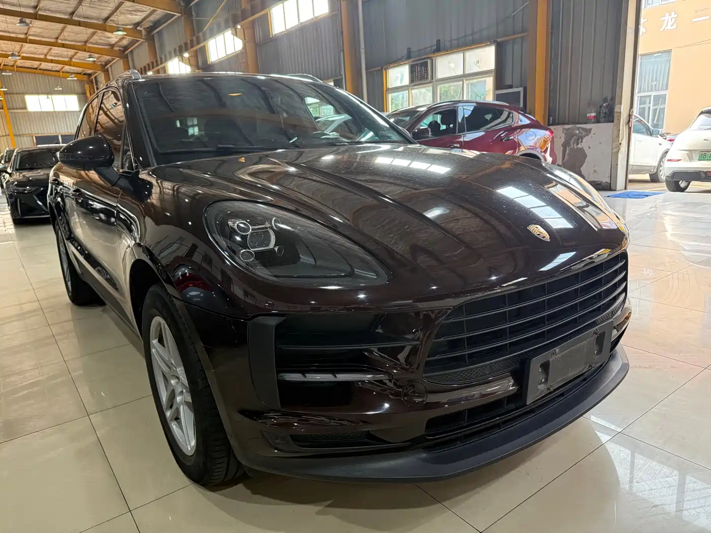 Porsche Macan 2018 Macan 2.0T фото 3