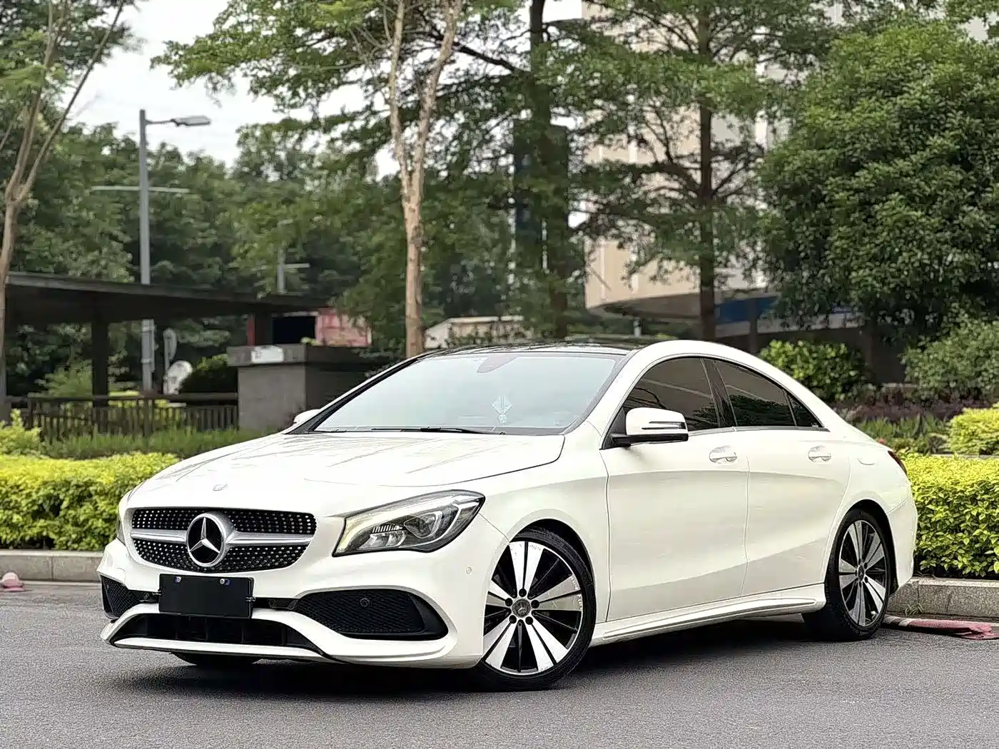 Mercedes-Benz CLA (Import)