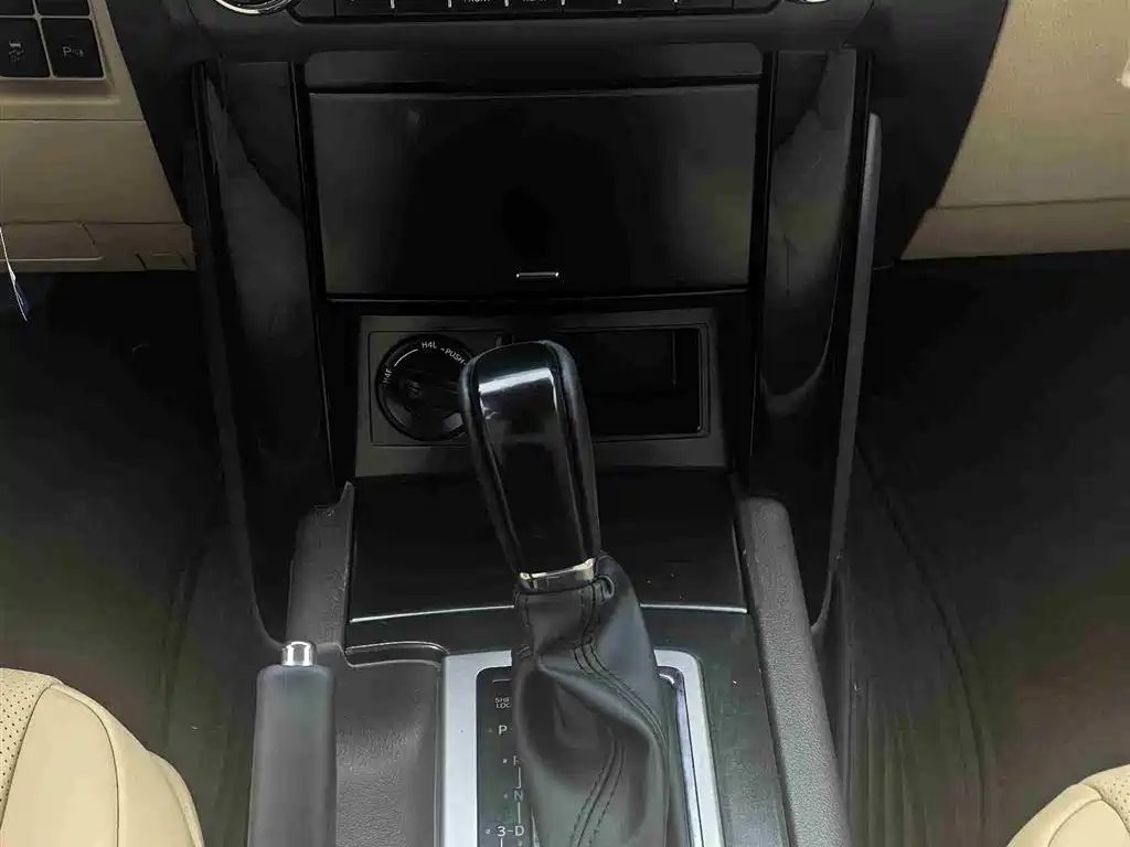 Toyota Prado (Import) 2015 2014 2.7L Automatic Luxury