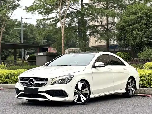 Mercedes-Benz Mercedes-Benz CLA (Import) 2017 Facelift CLA 200 Style
