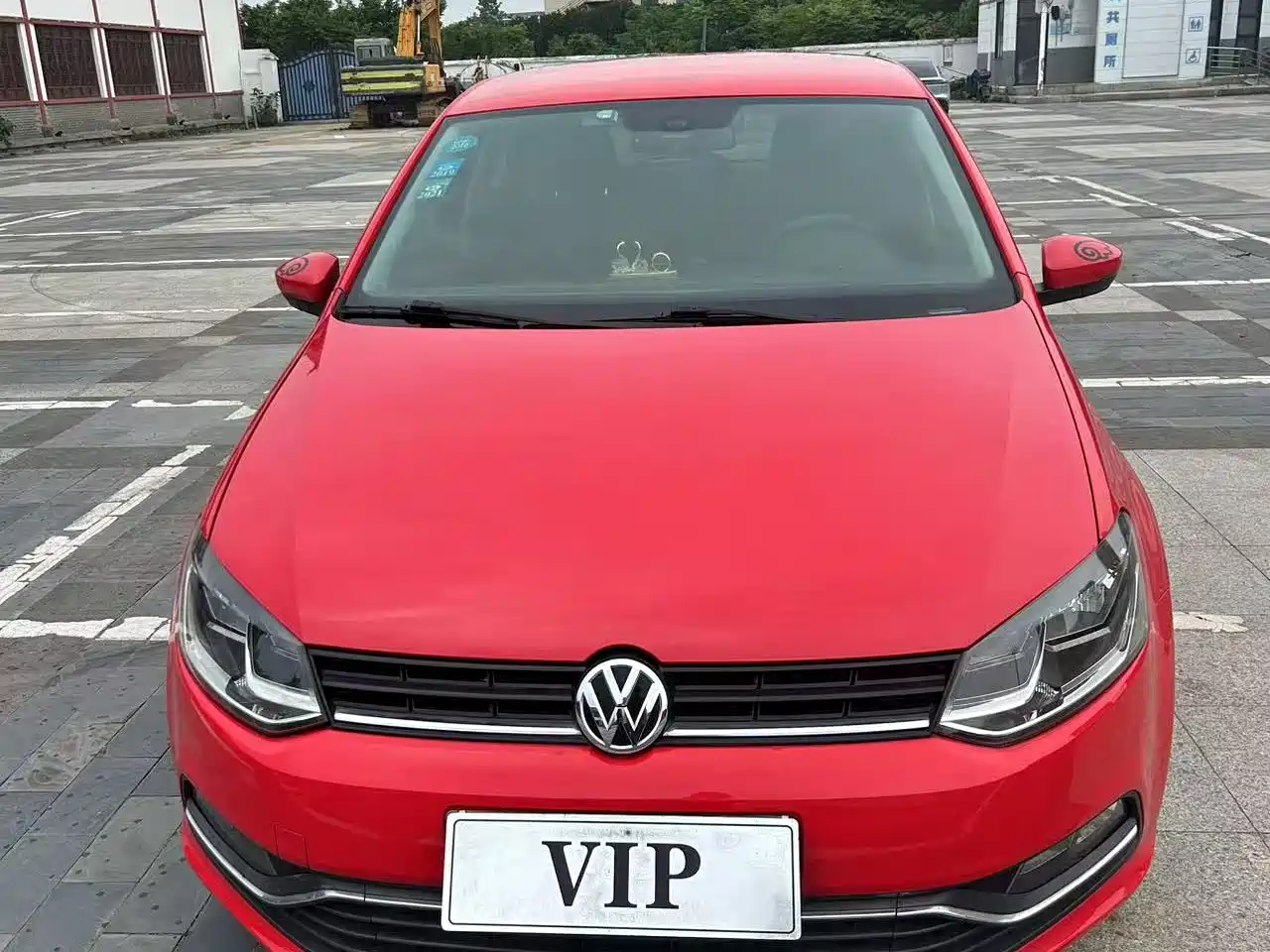 Volkswagen Polo 2014 1.6L Automatic Comfort Edition фото 2